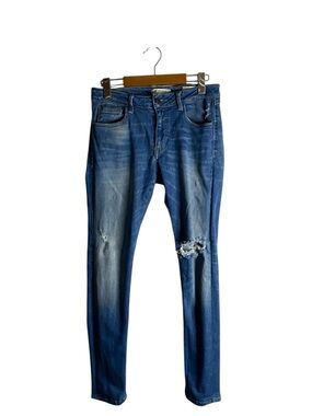 Guess Women's Light Wash Retro Pencil Straight Distressed Skinny Jeans